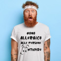 T-SHIRT CON FRASI SONO ALLERGICO ALLE PERSONE STUPIDE