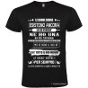 T-SHIRT CON FRASE LE DONNE BUONE ESISTONO ANCORA COLORE NERO