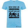 T-shirt personalizzata non sono un dipendente dall'alcol sono il titolare colore azzurro