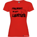 T-shirt personalizzata donna finalmente mi fosti laureata laurea colore rosso