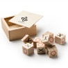 Gioco da tavolo tris scatola in legno incisione