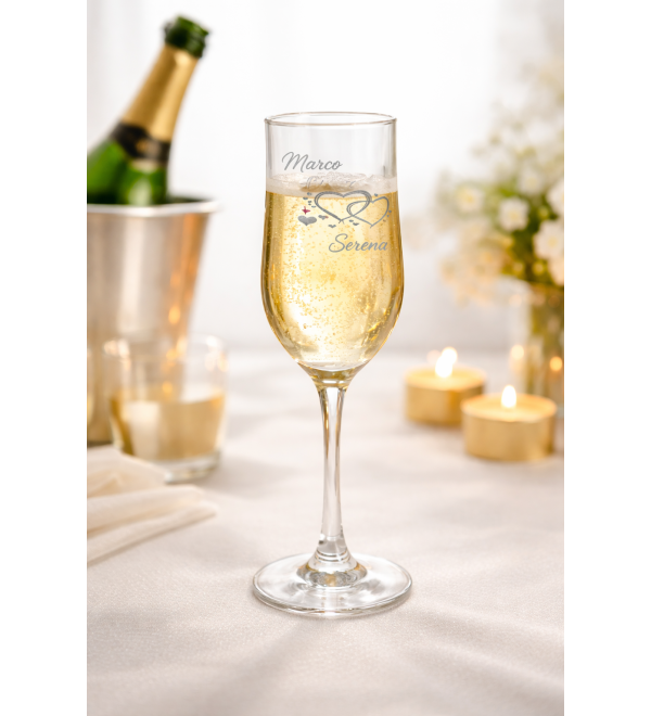 Calice da spumante personalizzato con incisione laser, con spumante versato