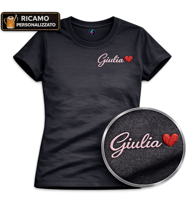 T-shirt Donna Ricamata Personalizzata con Nome e Cuore | Ricamo Elegante