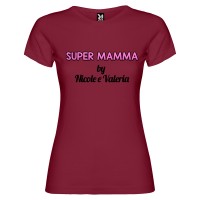 T-shirt personalizzata con scritta super mamma by colore bordeaux
