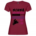 T-SHIRT PERSONALIZZATA QUESTA RAGAZZA È GIÀ IMPEGNATA CON UN MOTOCICLISTA FIGO E SEXY COLORE BORDEAUX