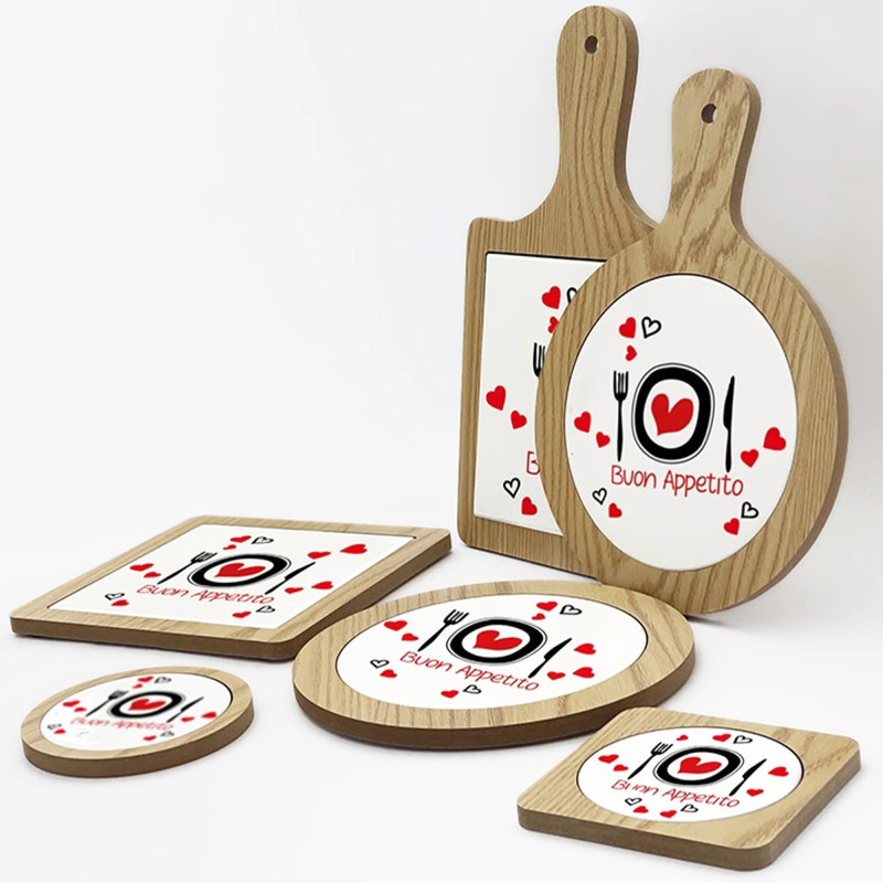 Sottopentola in Ceramica Personalizzato con Bordo in Legno: Stile e Funzionalità Unica